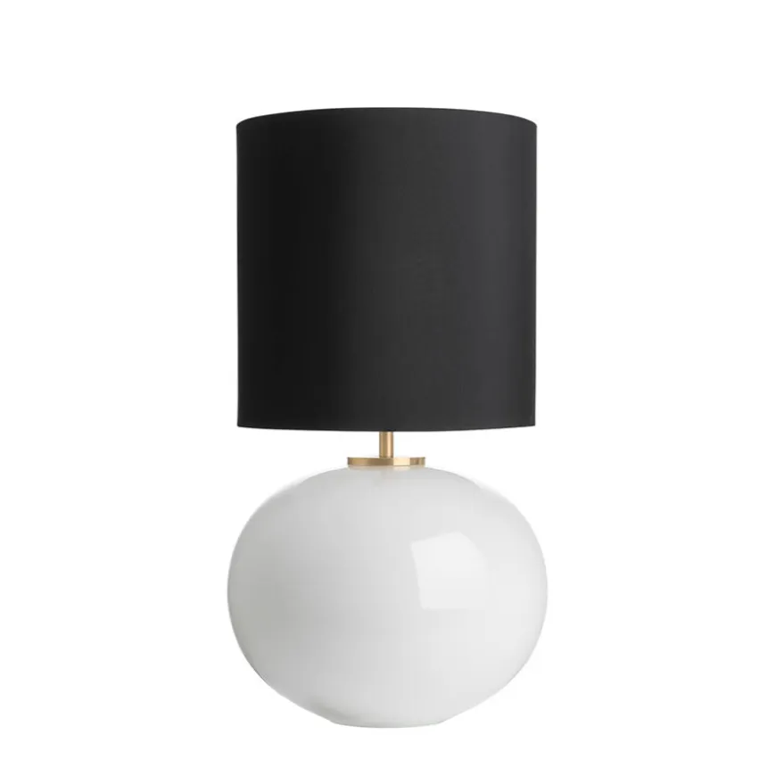 SENJA BORDLAMPE HVIT M. MESSING ARMATUR, SORT M/GULL 30*30 SKJERM